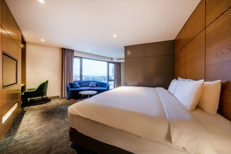 Double Suite