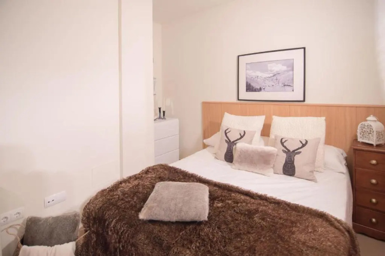 Chezmoihomes Miramar Ski 8 sleeps