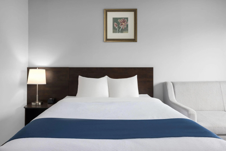 Travelodge By Wyndham Cochrane photo 8
