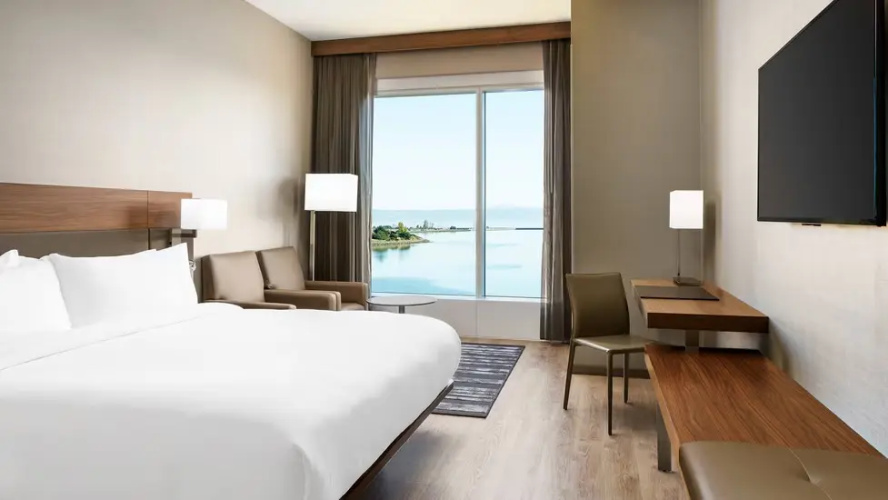 Standard Double room with bay view