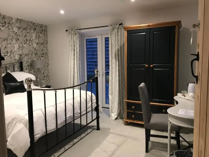 Standard room with garden view