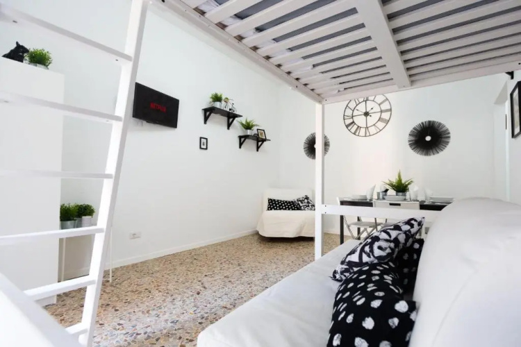 Apartment Anacreonte 7