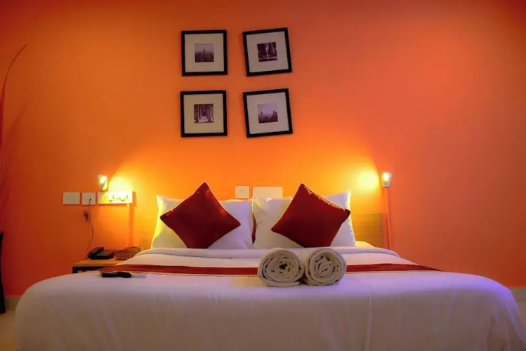 Naksha Tree Hotels Honey Crest