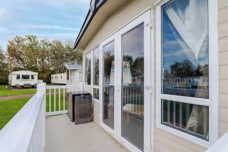 3 Bedroom Static Caravan-seton Sands