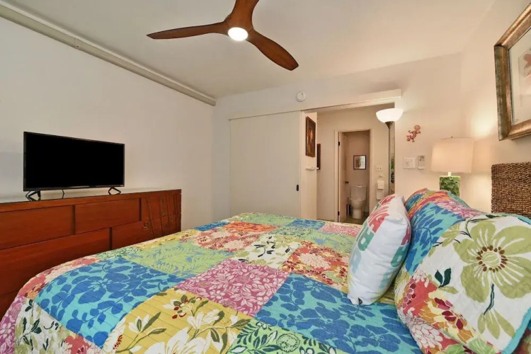Napili Point B5 by RedAwning