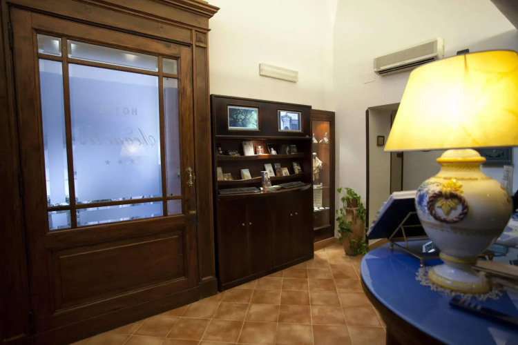 Hotel Neapolis
