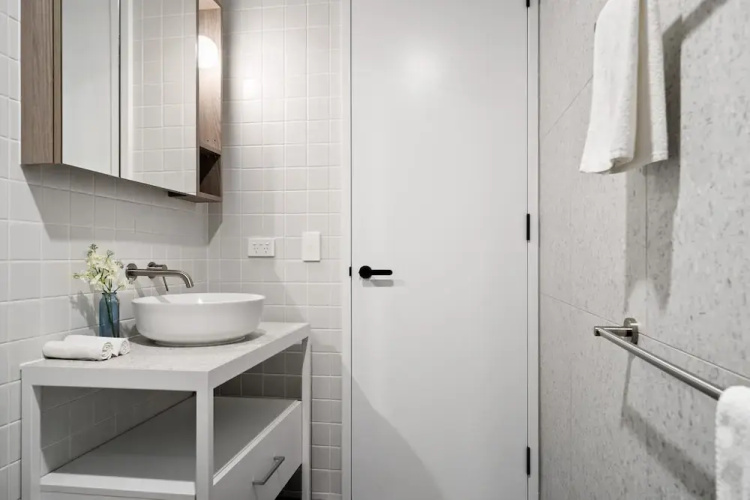 Charming 1-bed With Rooftop Access & Parking