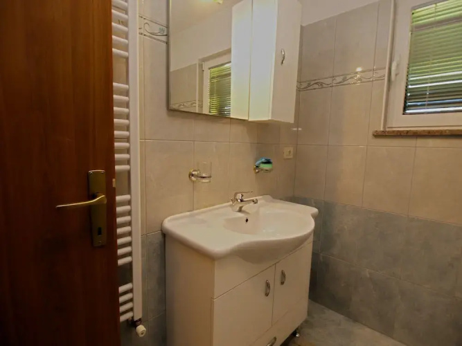 Apartment 1094
