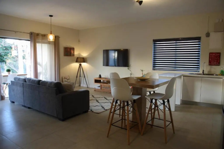 Beach Cove 4