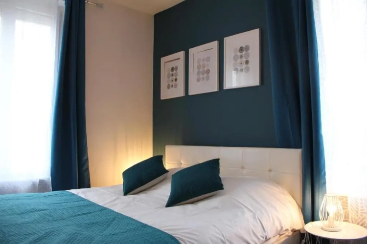 4 Bedrooms Cottage