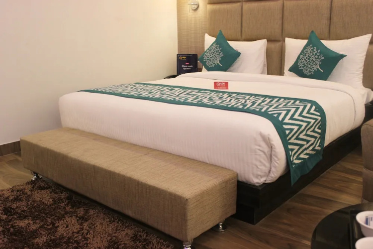 OYO 937 Sand Stone Hotel