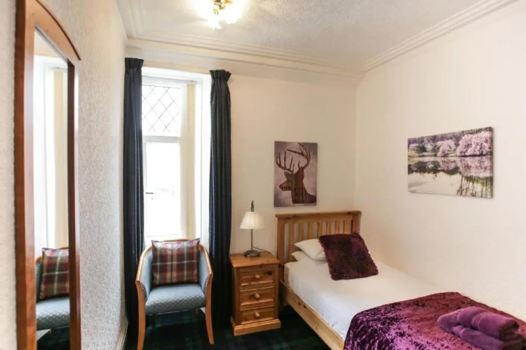 Standard Single room