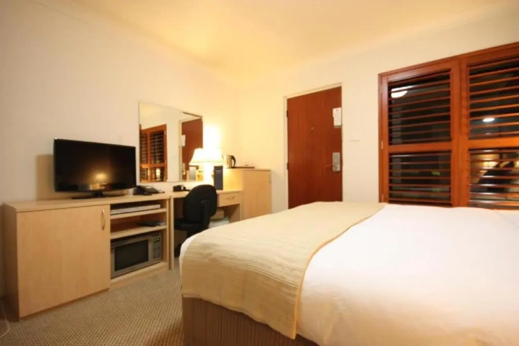 Deluxe Double Suite