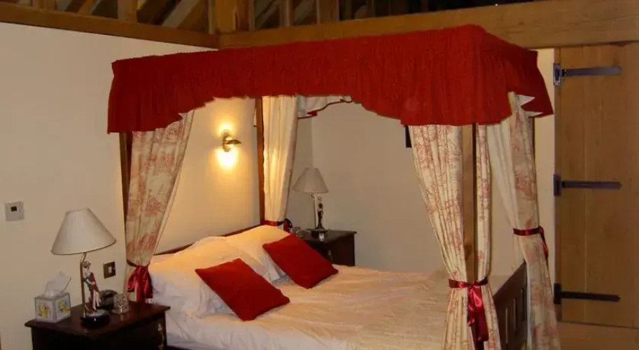 Hungry Bentley Barn Bed and Breakfast