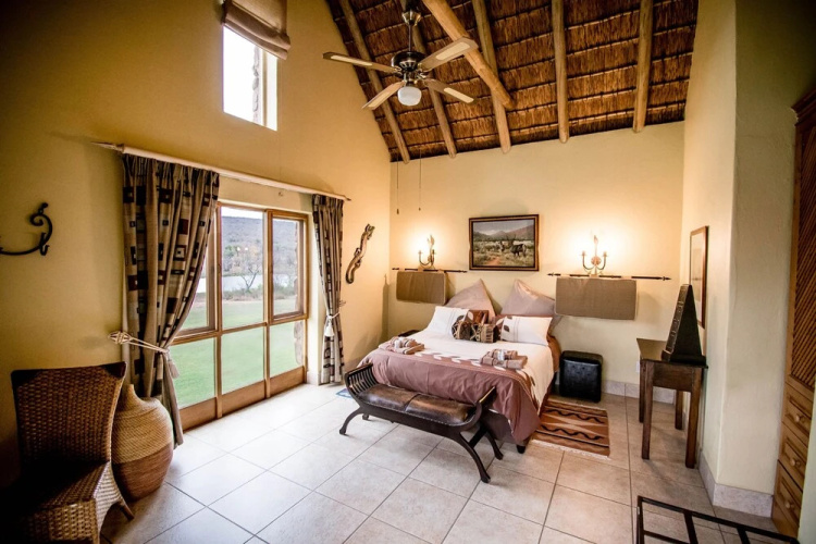 Riverdance Lodge