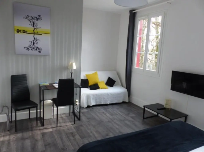 Standard Double room with view