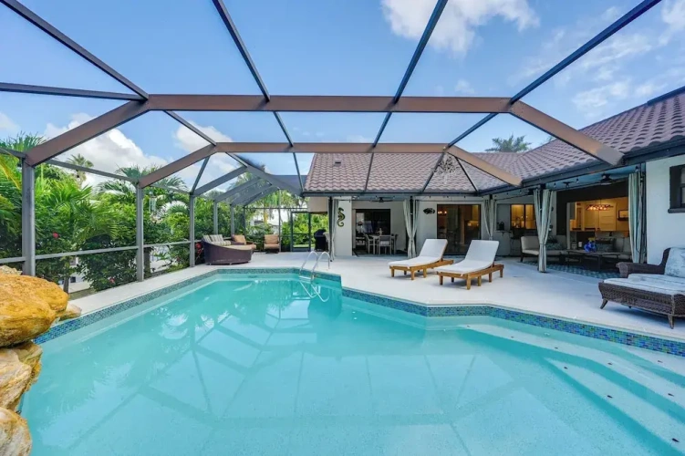 3 Bedrooms Cottage