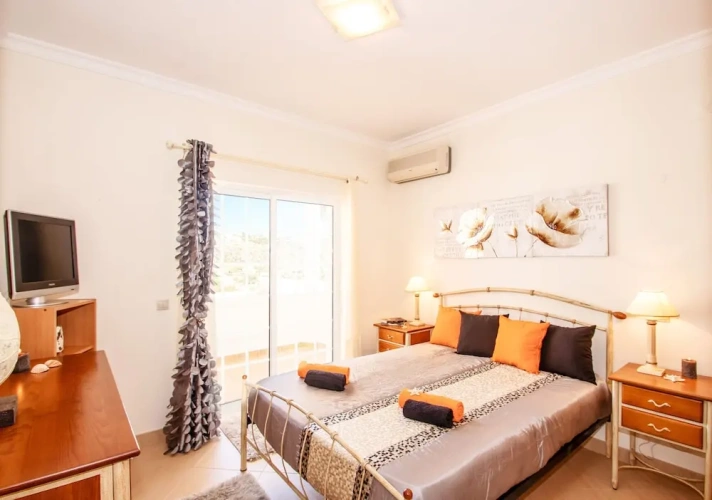 6 Bedrooms Villa with balcony and with pool view