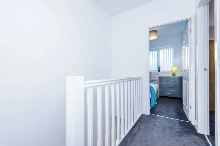 3 Bed-sleeps 5-garden-parking