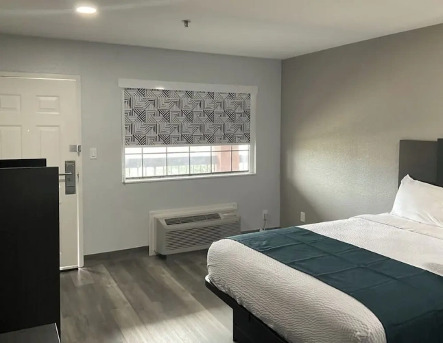 Standard Double Suite