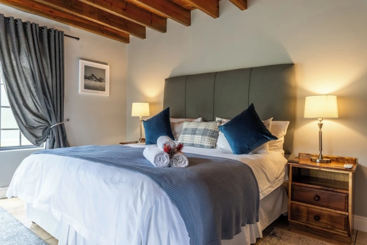 2 Bedrooms Luxury Cottage with view