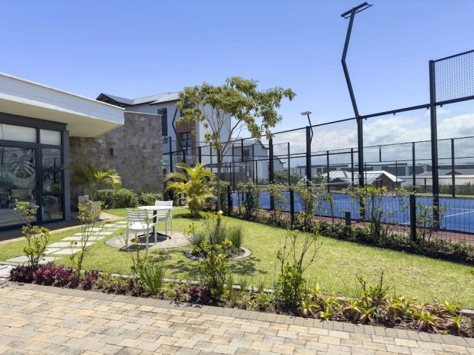 2 Bedrooms Apartment with balcony