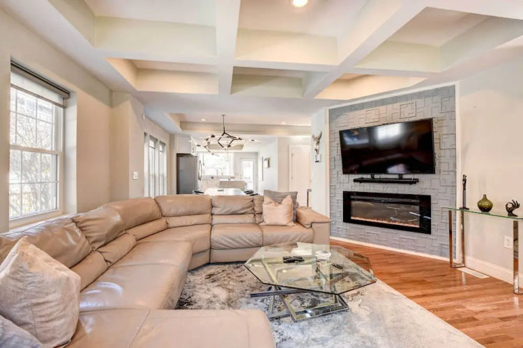 Updated Baltimore Home 8 Mi to Downtown!