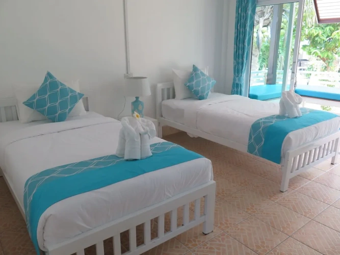 Deluxe Twin room with balcony