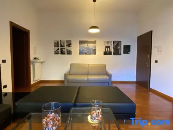 Roma 2 Apartment - THE V Collection