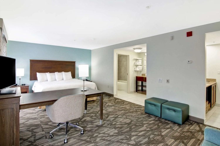 Hampton Inn & Suites Saint John