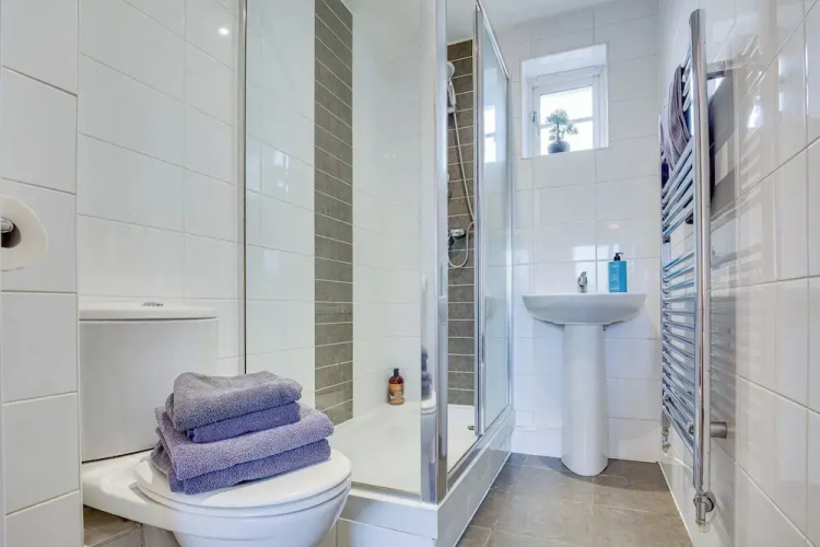 Quaint 1 Bedroom 1st Floor Flat
