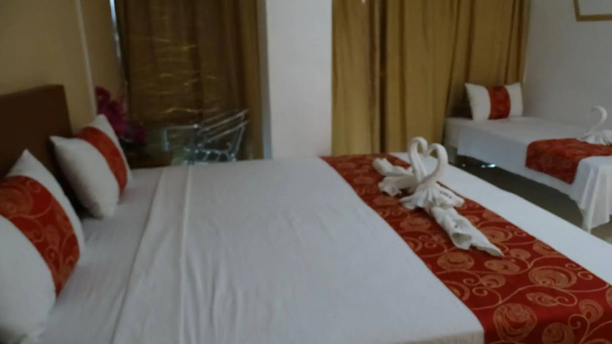 Hypertek Hotel