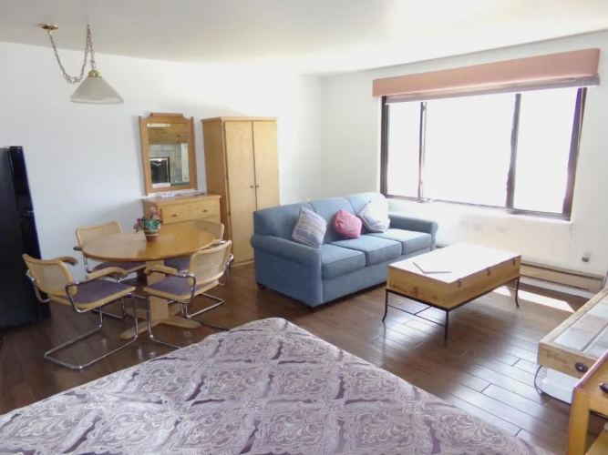EWJP Edgewater Studio 1 Bath Lakeside Keystone