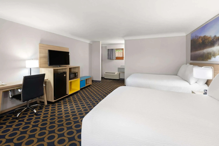 Days Inn by Wyndham Wauseon