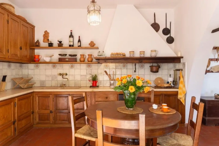 3 Bedrooms Cottage
