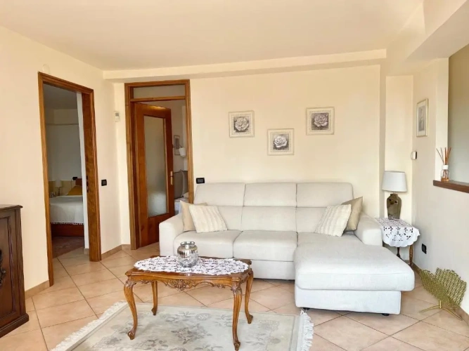 2 Bedrooms Double Apartment with garden view