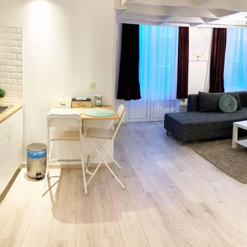 The Hive Rooms