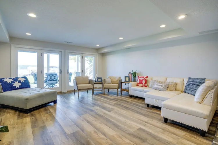 Lakefront Syracuse Home w/ Deck & Private Dock!