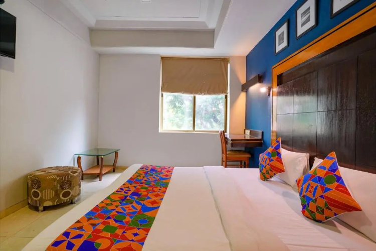 FabHotel Manas Residency