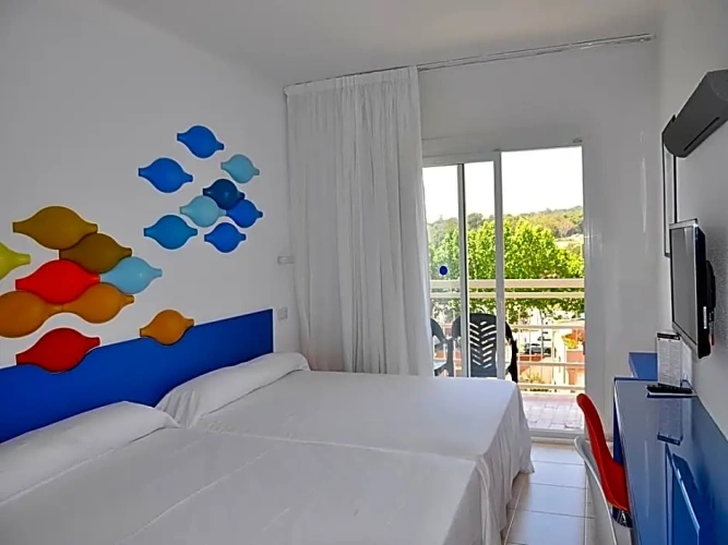 Standard Quadruple room