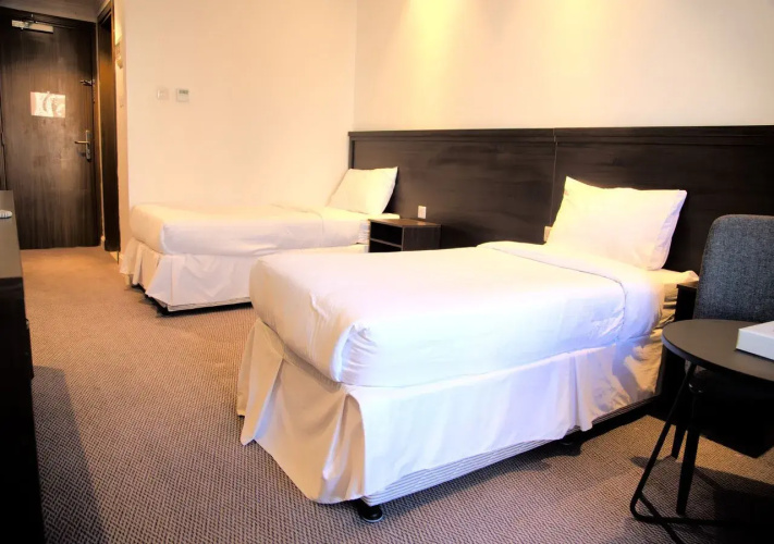 Cent Alazeziah Hotel