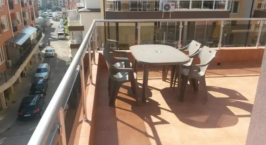 Plamena Apartments