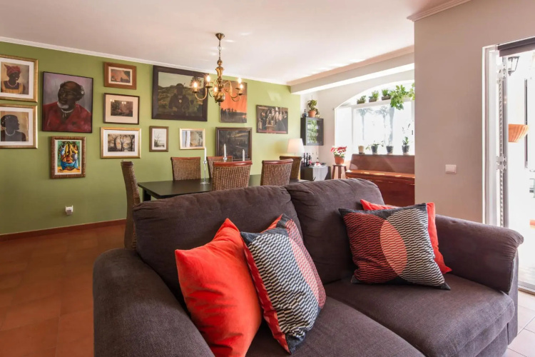 "HomeySuite" in Estoril Beach Apartment