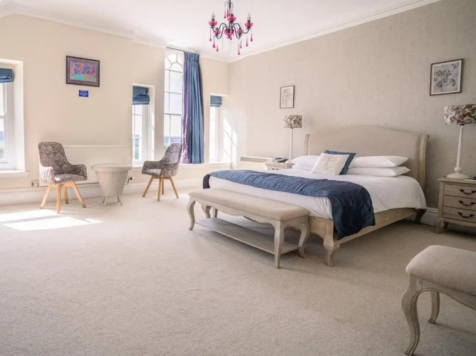Deluxe Double Suite