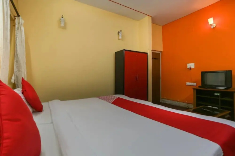 Be 302 by OYO Rooms