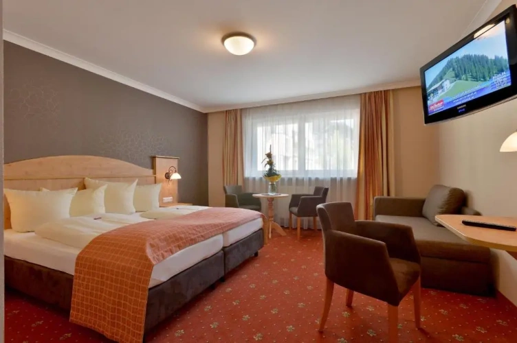 Standard Triple room