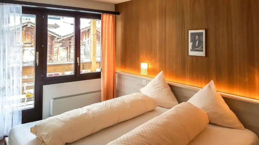 2 Bedrooms Apartment with balcony