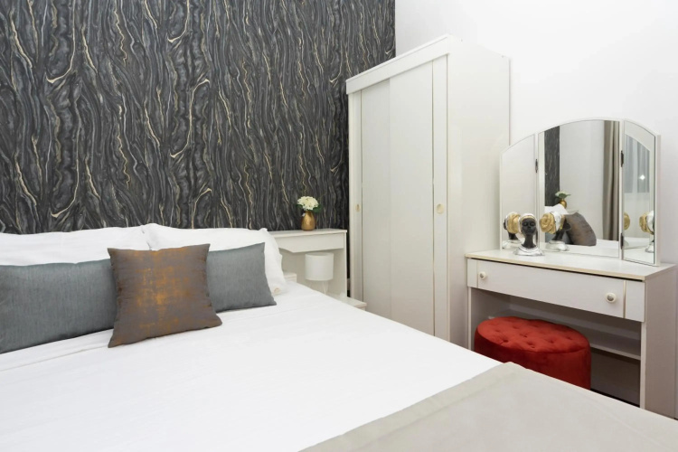 Adeona apartments