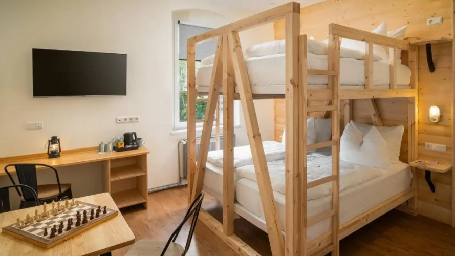 Standard Quadruple room with mountain view
