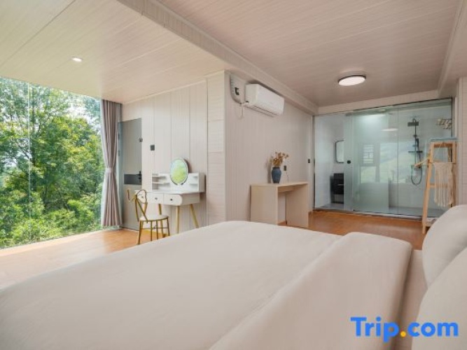 Standard Double room with balcony and with sunrise view